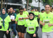 Ikuti Gren Force RUN 2024, Wali Kota Surabaya Eri Lari Bersama 3500 Peserta Dari Dalam dan Luar Negeri