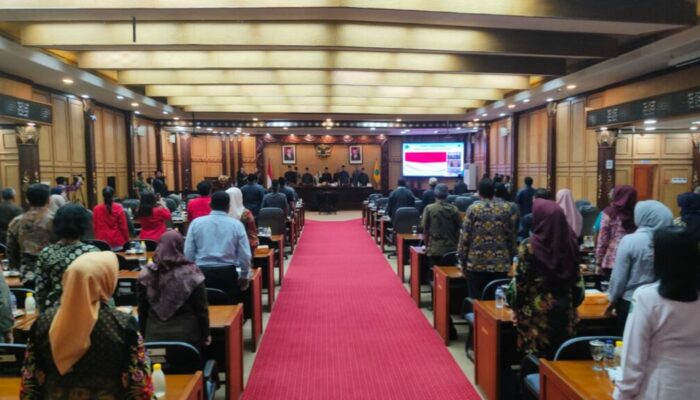 Rapat Paripurna DPRD, Penjelasan Plt Bupati Sidoarjo Terkait Rencana Perubahan Anggaran Pemerintah