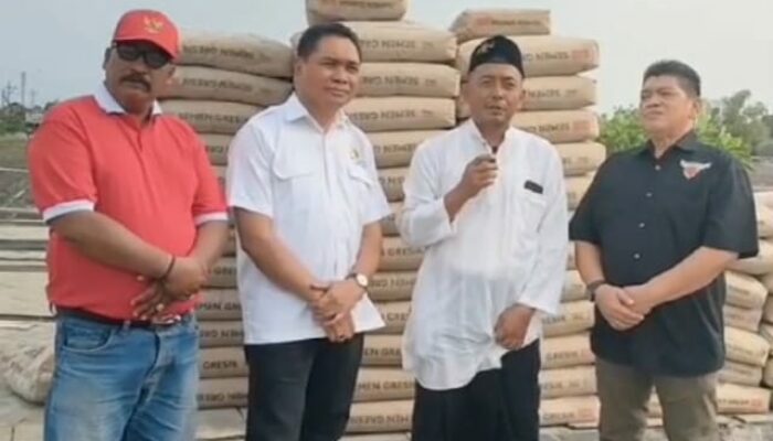 Untuk pembangunan Masjid Tanbihul Ghafilin, orang Istiqomah dan Tebar Kebaikan, Abah Giono Suport Sukodono