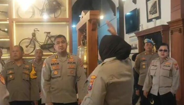 Keberhasilan Pelayanan Publik Polrestabes Surabaya Jadi Percontohan