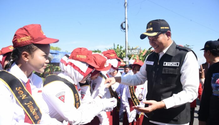 Plt. Bupati Sidoarjo Berangkatkan Peserta Gerak jalan HUT Kemerdekaan RI Kecamatan Wonoayu