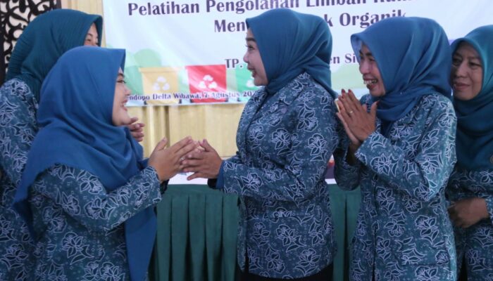 Ketua Plt TP PKK Kabupaten Sidoarjo Gerakkan Anggotanya Dukung Sidoarjo  Zero Waste