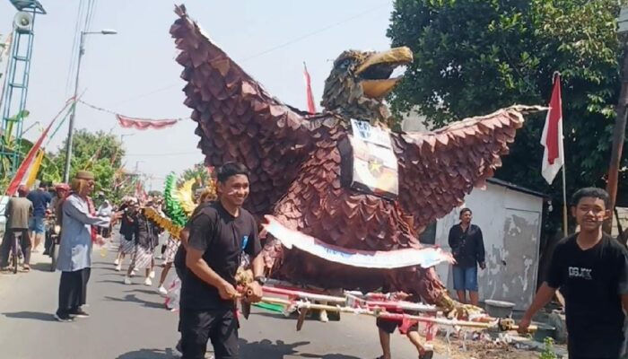 Karnaval Desa Bendotretek Berlangsung Meriah, Burung Rajawali Terlihat Sangat Memukau