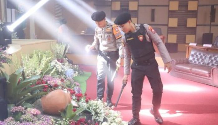 Polisi Lakukan Sterilisasi Lokasi Debat Publik Paslon Bupati Malang 2024