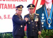 Pemberian Tanda Kehormatan Bintang Bhayangkara Utama (BBU) Wujud Komitmen Kokohnya Sinergisitas TNI-Polri Selama Ini