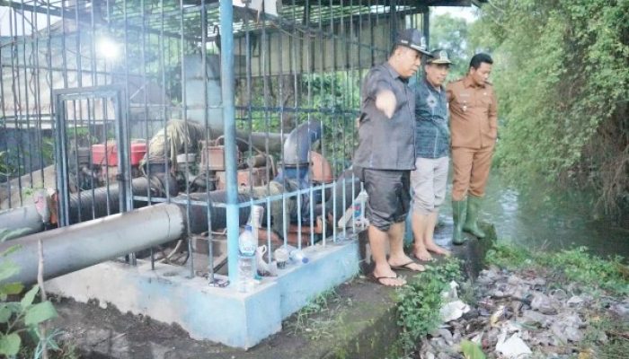 Calon Bupati Sidoarjo Subandi-Cawabup Mimik Idayana Punya Solusi Banjir di Waru