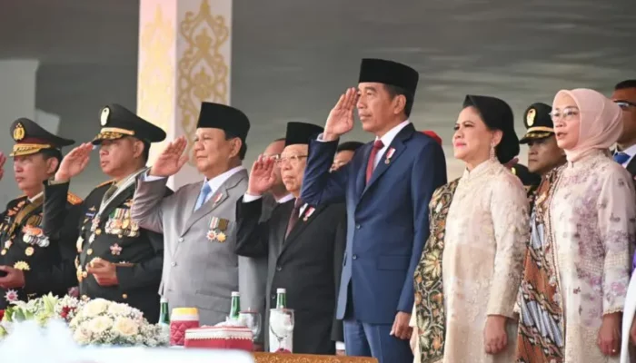 Jokowi Perintahkan TNI Dukung Penuh Proses Transisi Pemerintahan