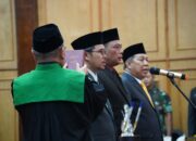 Isa Ansori Hadiri Pengambilan Sumpah Janji Ketua dan Wakil Ketua DPRD Sidoarjo Periode 2024-2029