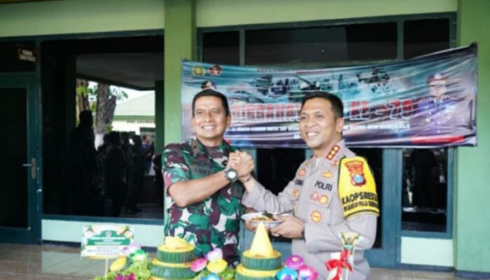 Beri Kejutan Istimewa Kapolresta Sidoarjo Kepada Korem 084/BJ di HUT Ke-79 TNI