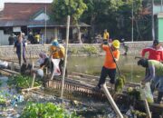 Gencarkan Geber, Pjs. Bupati Sidoarjo Ajak Masyarakat Jaga Kebersihan Sungai Pelayaran Tawangsari dan Alun-Alun