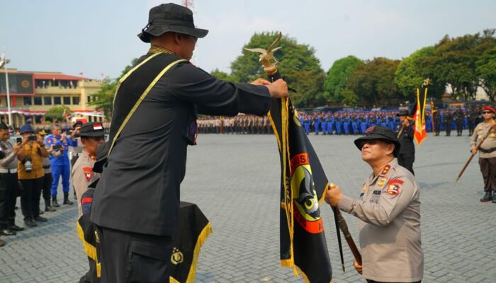 Jokowi Beri Tanda Kehormatan Nugraha Sakanti ke 7 Satker Polri 14 Oktober