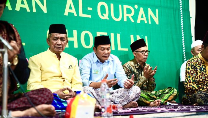 Paslon BAIK Minta Do’a Gus Robert dan Gus Thuba Untuk Pasangan H. Sunandi – Hj Mimik