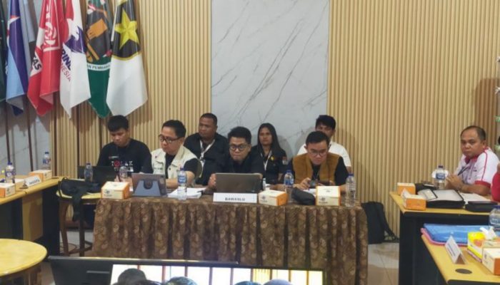 Pleno KPU Manado Menetapkan E2L – HJP Suara Terbanyak