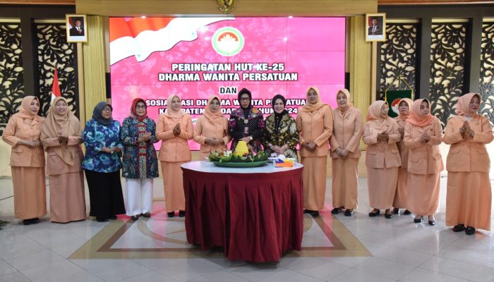 Solidkan Organisasi, Dharma Wanita Persatuan Kabupaten Sidoarjo Siap Capai Visi Indonesia Emas 2045