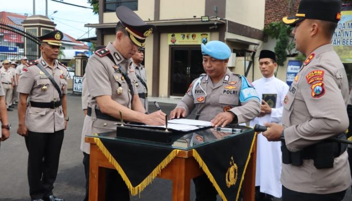 Kapolres Kediri Kota Pimpin Upacara Sertijab Wakapolres, Kasat Reskoba Serta 2 Kapolsek