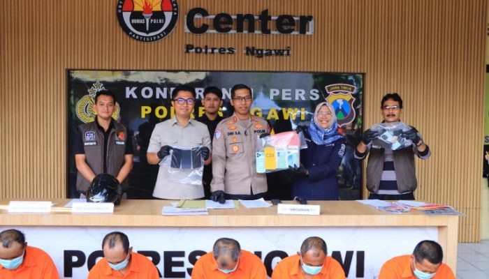 Reskrim Polres Ngawi Ungkap Kasus Penipuan dan atau Penggelapan HP di 22 TKP Lintas Provinsi