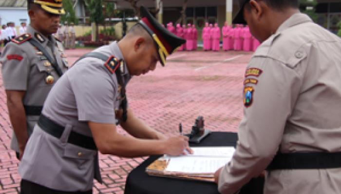 Kapolres Sumenep Pimpin Upacara Sertijab Wakapolres, 2 Pejabat Utama dan 6 Kapolsek