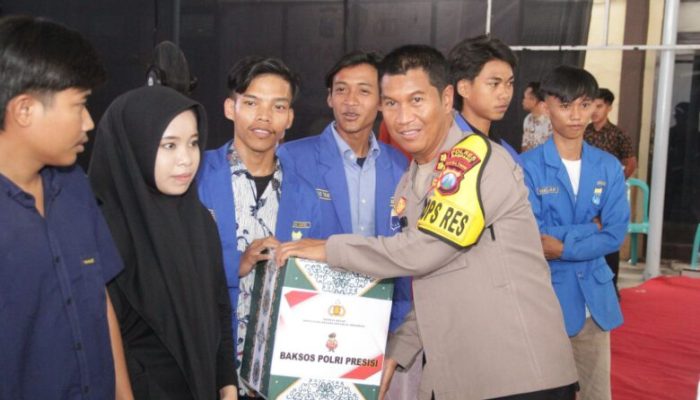 Jelang Ramadhan, Kapolres Sampang Gelar Baksos Polri Presisi Bersama Mahasiswa, Aliansi BEM Dan OKP Se-Kabupaten Sampang