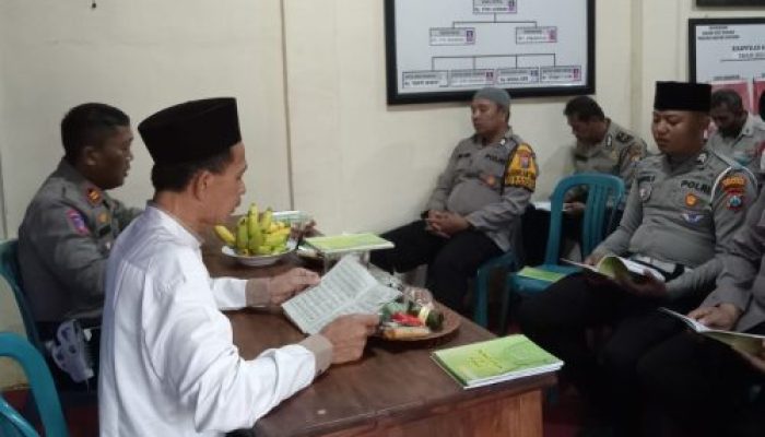 Kapolsek Sukodono Pimpin Doa dan Pembacaan Surah Yasin, Wujudkan Ketenteraman di Wilayah