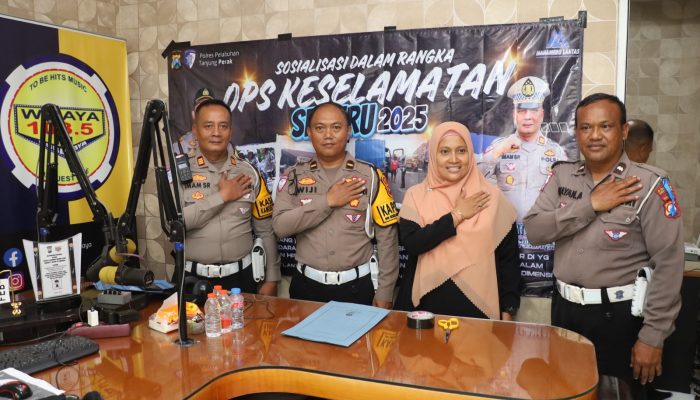 Gandeng Media Operasi Keselamatan Semeru 2025: Upaya Polres Pelabuhan Tanjung Perak Menekan Laka Lantas.