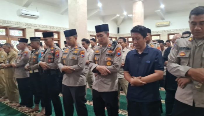 Polres Kediri Kota Gelar Shalat Gaib Wujud Empati Atas Gugurnya 3 Anggota Dalam Tugas di Way Kanan Lampung