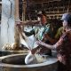Sidak ke Produsen Tahu di Krian, Bupati Subandi Tawarkan Solusi Alternatif