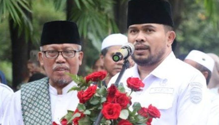 Wakil Bupati Purwakarta Abang Ijo Hapidin Melepas Para Jemaah Haji Kloter 23
