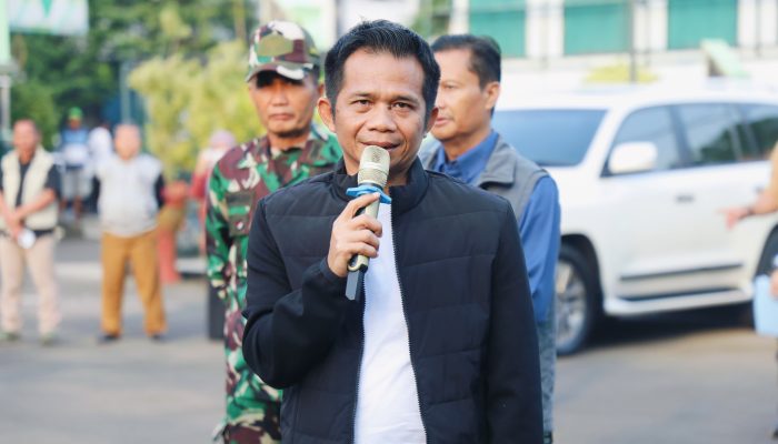 Om Zein Lepas 45 Pelajar Purwakarta, Subang dan Karawang ke Rindam Siliwangi