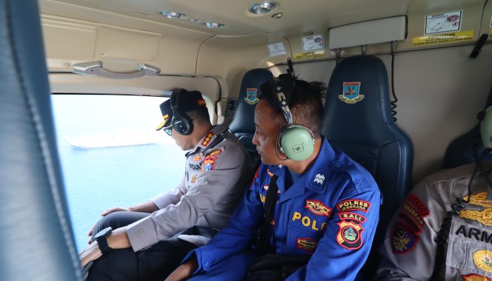 Polda Jatim Gunakan Kapal Patroli Polairud dan Helikopter Cari Korban Kapal Tenggelam di Selat Bali