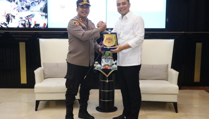 Ciptakan Kota Aman, Walikota Eri Cahyadi dan Kapolres Pelabuhan Tanjung Perak Sepakati Kolaborasi Strategis