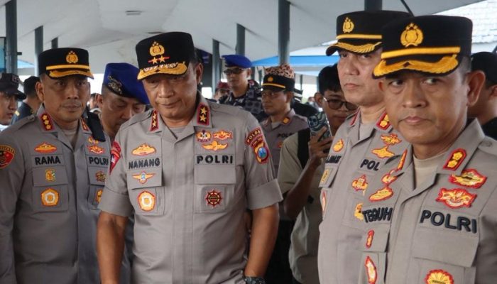 Kapolda Jatim Pantau Langsung Pencarian Korban Kapal Tenggelam di Selat Bali