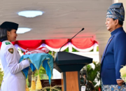 Presiden Prabowo Pimpin Khidmat Upacara Penurunan Bendera Negara Sang Merah Putih di Istana Merdeka