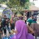 Polsek Sukorejo Bagikan Dua Tangki Air Bersih. Warga Kenduruhan Antusias Pada Polri