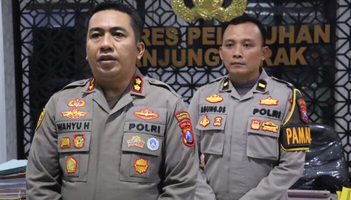 Polres Pelabuhan Tanjungperak Larang Nyalakan Kembang Api Dan Petasan Saat Malam Tahun Baru