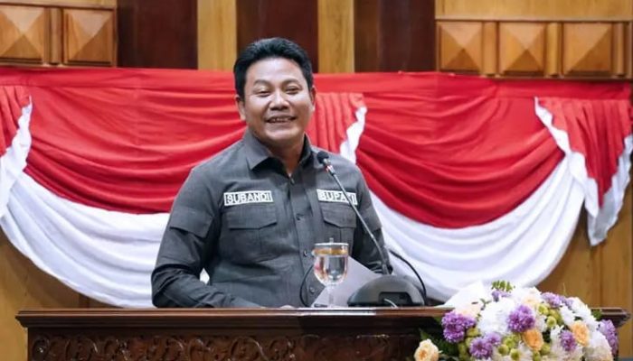 Didalam Rapat Paripurna Didepan Anggota Dewan bahwa Sekarang ada Perombakan OPD Dimulai, Bupati Sidoarjo Subandi Ajukan Perubahan Perda Perombakan OPD Dimulai