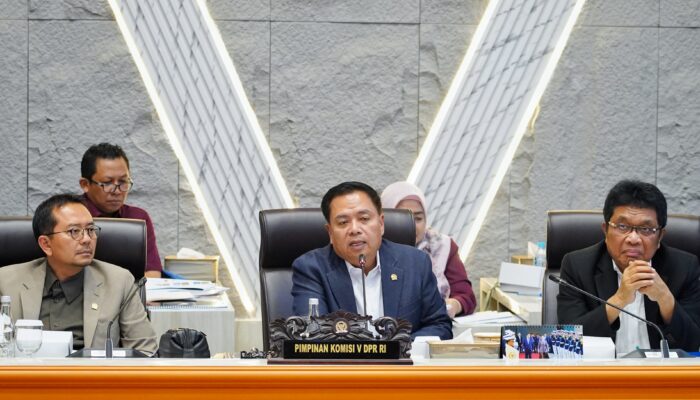Komisi 5 DPR RI Apresiasi Layanan Infrastruktur Dan Transportasi Libur Natal 2025 dan Tahun Baru 2026