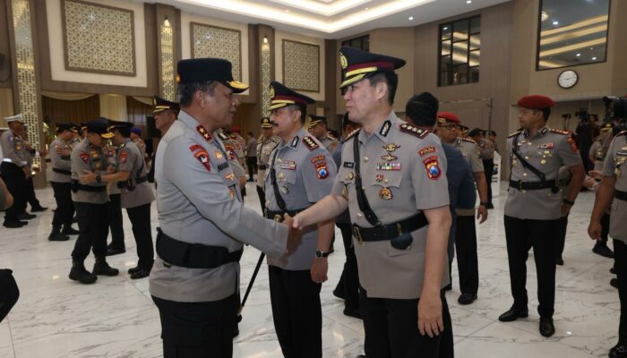 Kapolda Jatim Pimpin Sertijab PJU Dan Sejumlah Kapolres
