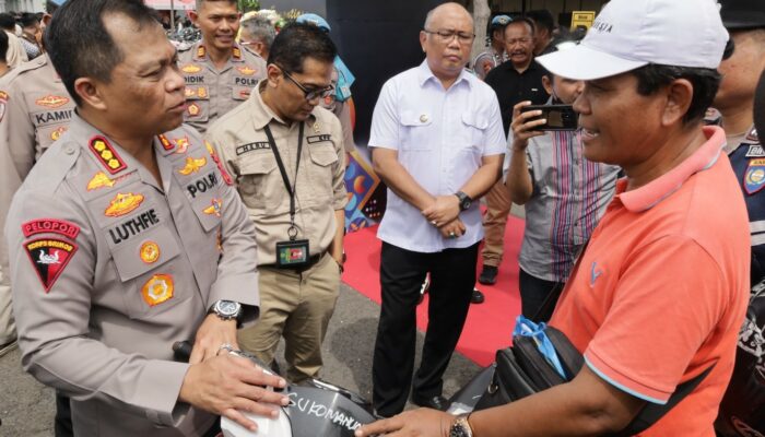 Bazar Ranmor Polrestabes Surabaya Bikin Senyum Sumringah Korban Curanmor