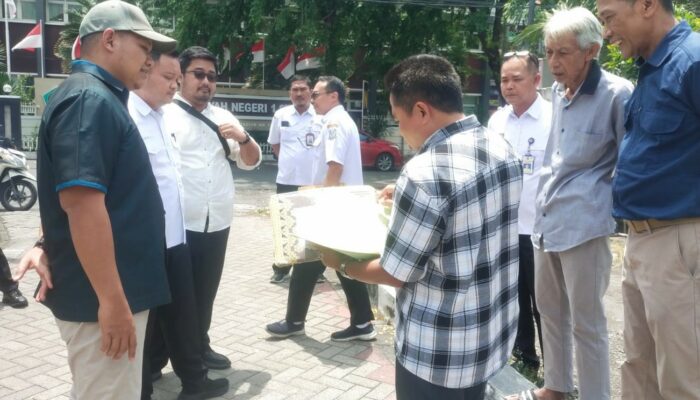 DPRD Kabupaten Sidoarjo Komisi A Kawal Warga Konflik Jalan Kavling Di Desa Kemiri.