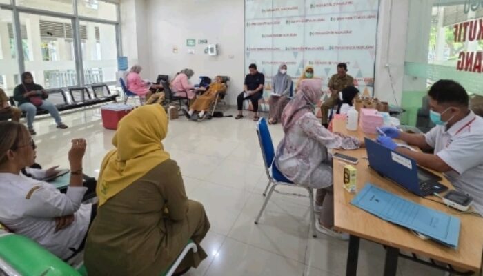 Donor Darah Rutin Di Gelar RSD Kertosono Bersama PMI