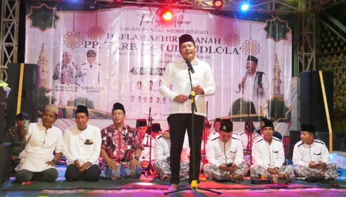 Hadiri Haflah Akhirussanah di Ponpes Tarbiyatul Fudlola, Bupati Sidoarjo Ajak Warga Tetap Guyub