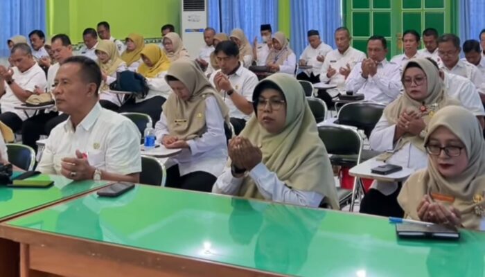 Ini Pesan Kadisdik, Mutasi Kepsek SMP Negeri: Sekolah Hadir sebagai Garda Terdepan Penyelesaian Masalah Akses Pendidikan