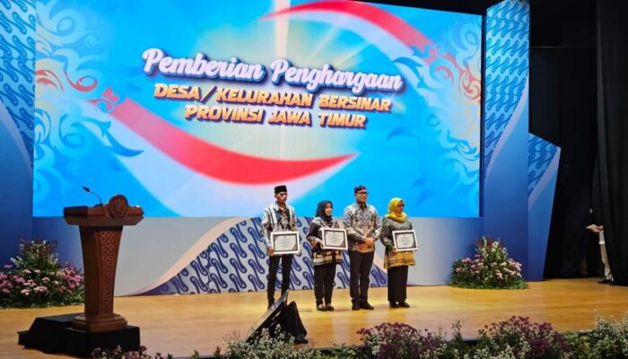 WUJUDKAN SURABAYA BERSIH NARKOBA, PEMKOT SURABAYA BORONG PENGHARGAAN DARI BNN RI