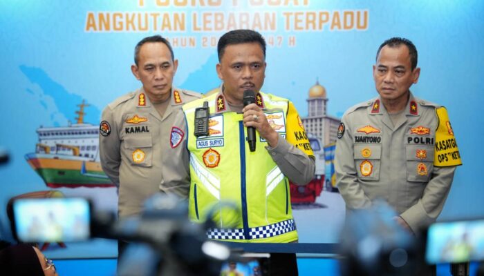 Hadiri Pembukaan Posko Angkutan Lebaran 2026, Kakorlantas Pastikan Hiruk-pikuk Operasi Ketupat Berjalan Lancar