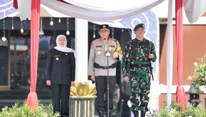 Kapolda Jatim Pimpin Apel Gelar Pasukan Pastikan Kesiapan Personel Operasi Ketupat Semeru 2026