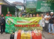 Media Online Nuswantoro Pos Berbagi 600 Takjil di Jalan Raya Kenjeran 113 Surabaya