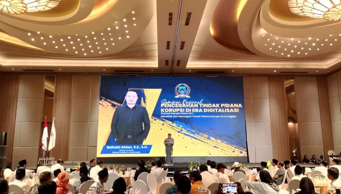 Merajut Integritas di Tengah Arus Digital, AMI Sukses Gelar Seminar Nasional dan Halal Bihalal di Hotel Morazen