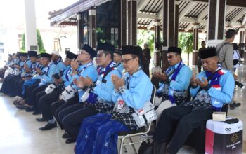 Rombongan Perdana Calon Jemaah Haji Sidoarjo Diberangkatkan ke Tanah Suci