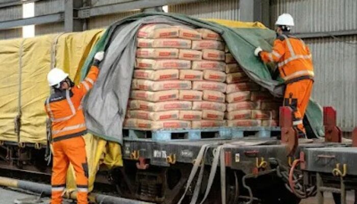 Industri Semen Menunjukkan Geliat Pemulihan : Laba PT Solusi Bangun Indonesia Naik 111,3%