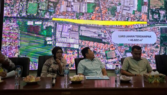 Bupati Subandi Pastikan Warga Tidak Dirugikan dalam Pembebasan Lahan Flyover Gedangan